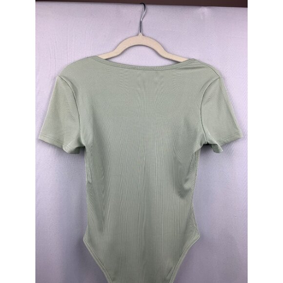 Women’s NWT Katch Me Green Sage Ribbed Bodysuit Size S/M - Picture 6 of 10